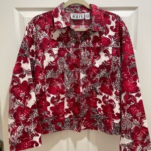 KEREN hart Red and White Floral Jean Jacket